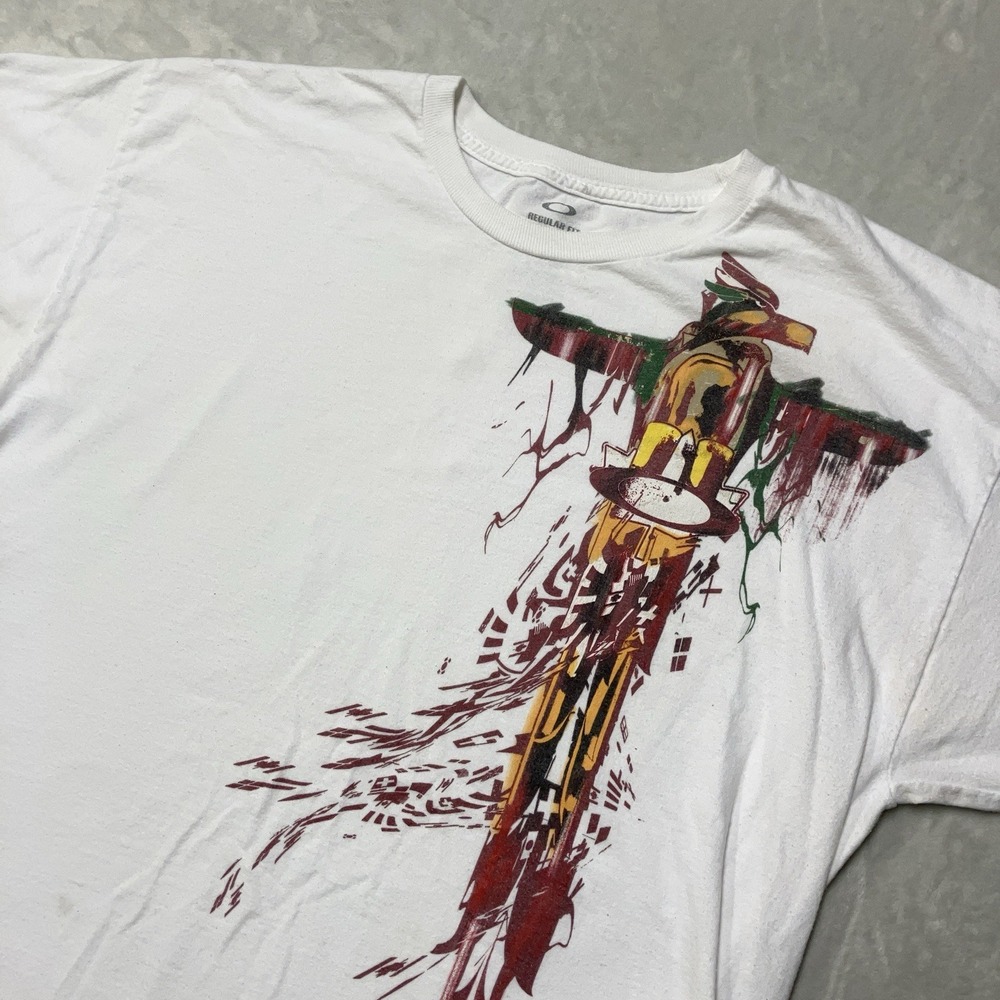 Rare‎ Oakley T-Shirt Mens Large White Totem Pole Logo Olympic Graphic Faded Y2K